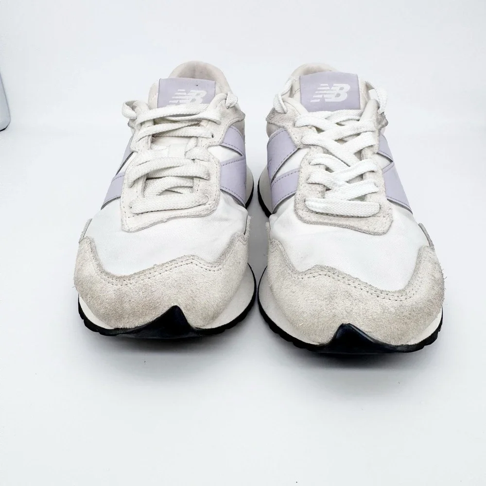 New Balance 327 Girl Sneaker Shoe‎ Size 5 'White Moonbeam & December Sky' Preppy